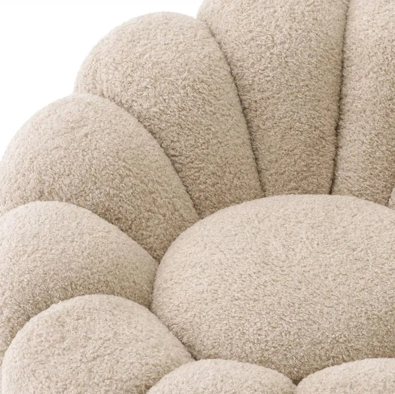 Casa Padrino Luxus Drehsessel Sandfarben / Messing 115 x 118 x H. 67 cm - Wohnzimmer Sessel - Lounge Sessel - Wohnzimmer Möbel - Luxus Möbel - Wohnzimmer Einrichtung - Luxus Einrichtung