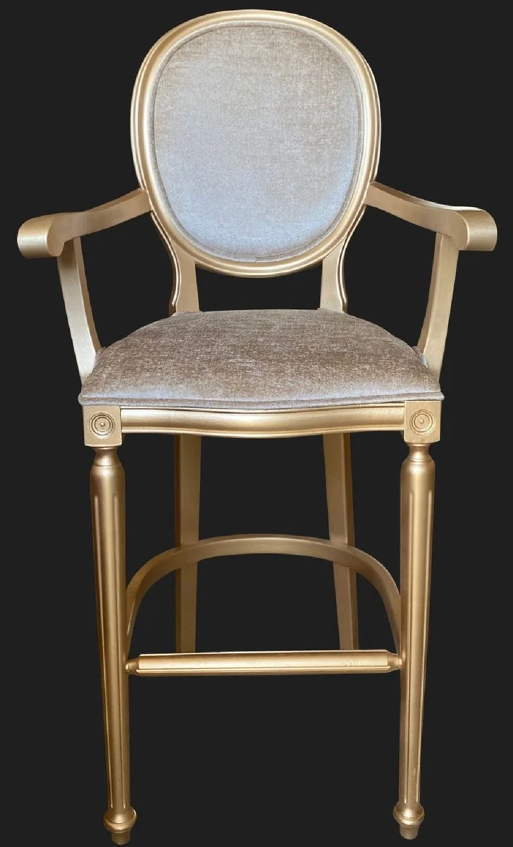 Casa Padrino Barock Barstuhl mit Armlehnen Gold / Gold - Massivholz Antik Stil Barhocker mit Samtstoff - Handgefertigte Barock Barmöbel