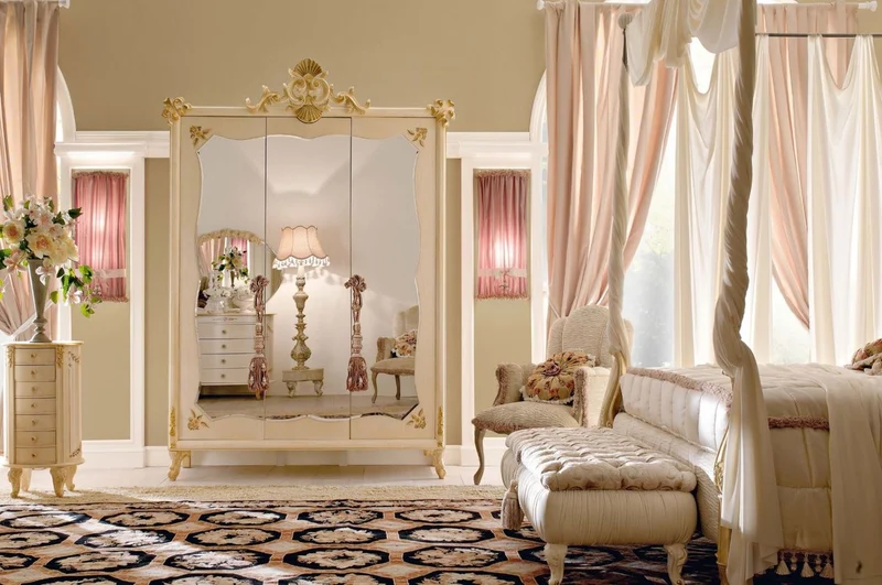 Casa Padrino Luxus Barock Schlafzimmerschrank Cremefarben / Gold - Handgefertigter Kleiderschrank mit 3 verspieglten Türen - Barock Schlafzimmer Möbel - Luxus Qualität - Made in Italy