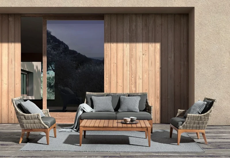 Casa Padrino Luxus Gartensessel mit Kissen Grau / Naturfarben / Braun 69 x 73 x H. 80,5 cm - Wetterbeständiger Garten & Terrassen Sessel - Garten & Terrassen Möbel - Luxus Qualität