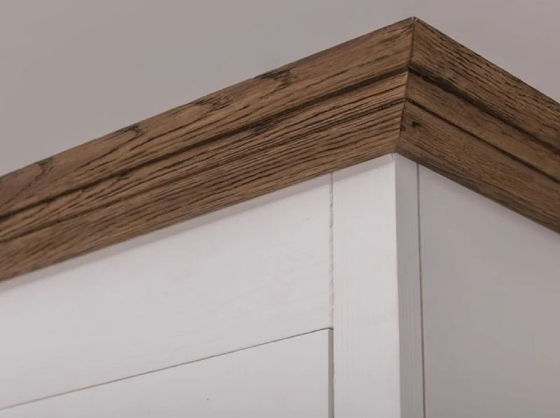 Casa Padrino Landhausstil Küchenschrank Weiß / Braun 138 x 50 x H. 197 cm - 2 Teiliger Küchenschrank mit 5 Türen und 7 Schubladen - Landhausstil Küchenmöbel