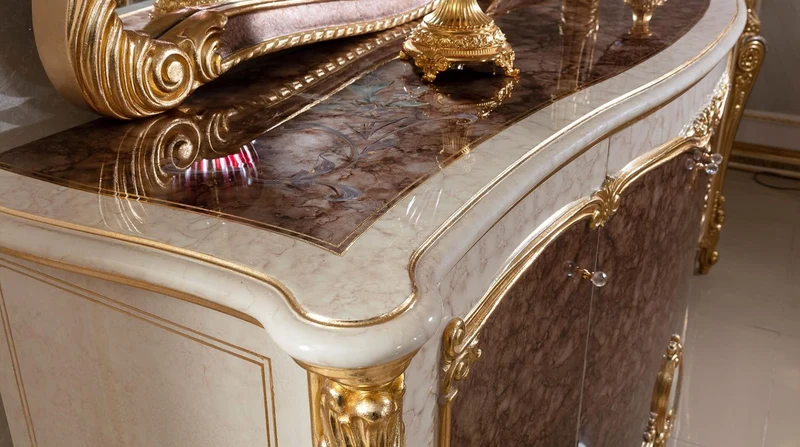 Casa Padrino Luxus Barock Möbel Set Weiß / Braun / Gold - 1 Barock Sideboard mit 4 Türen & 1 Barock Wandspiegel - Barock Möbel - Edel & Prunkvoll