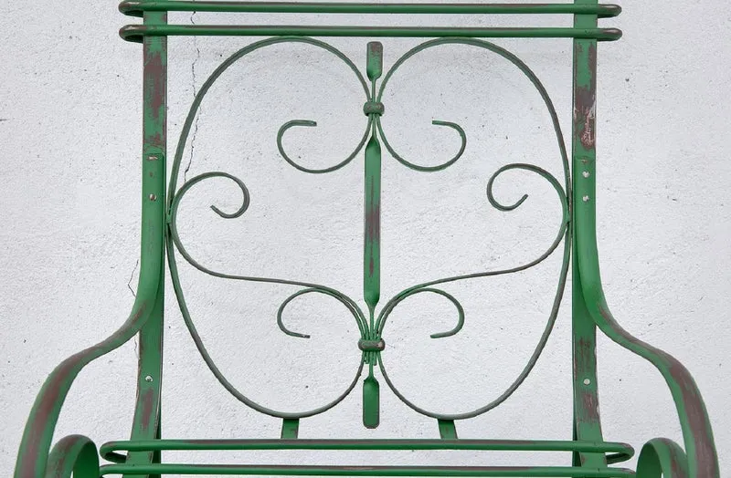 Casa Padrino Jugendstil Gartenstuhl 4er Set Antik Grün 64 x 66 x H. 114 cm - Handgefertigte Schmiedeeisen Stühle mit Armlehnen - Nostalgische Garten & Terrassen Möbel