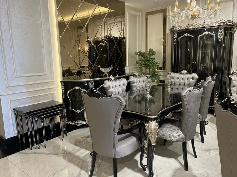 Casa Padrino Luxus Barock Vitrine Schwarz / Silber - Prunkvoller Massivholz Vitrinenschrank mit 2 Glastüren - Handgefertigte Barock Möbel - Edel & Prunkvoll