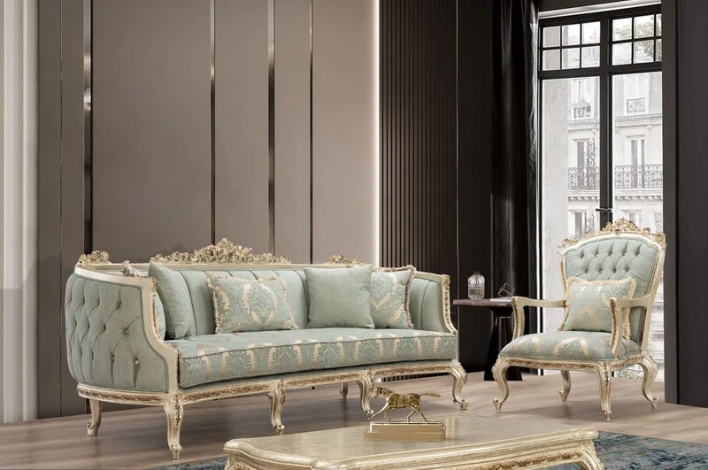 Casa Padrino Luxus Barock Wohnzimmer Set Grün / Antik Gold - 2 Sofas & 2 Sessel & 1 Couchtisch - Handgefertigte Wohnzimmer Möbel im Barockstil - Edel & Prunkvoll