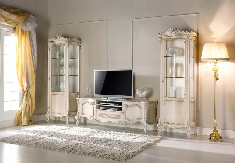 Casa Padrino Luxus Barock TV Schrank Cremefarben / Silber - Handgefertigtes Massivholz Sideboard mit 2 Türen und Schublade - Barock Wohnzimmer Möbel - Luxus Qualität - Made in Italy