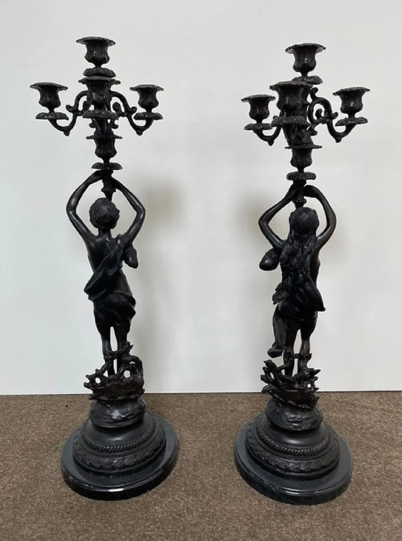 Casa Padrino Luxus Jugendstil Kerzenhalter Set Bronzefarben / Schwarz 23 x 20 x H. 69 cm - Elegante Bronze Kerzenständer mit Marmorsockel - Barock & Jugendstil Deko Accessoires