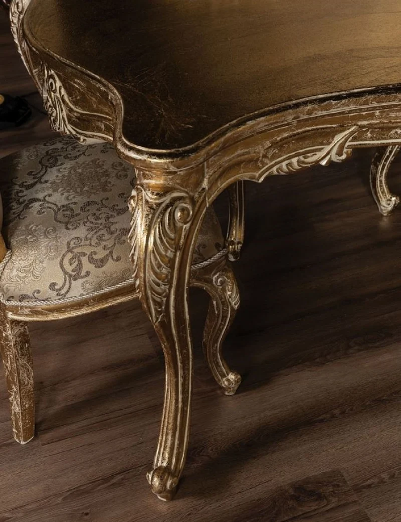 Casa Padrino Luxus Barock Esszimmerstuhl Set Weiß / Gold / Antik Gold - Handgefertigtes Küchen Stühle 6er Set mit elegantem Muster - Barock Esszimmer Möbel - Edel & Prunkvoll