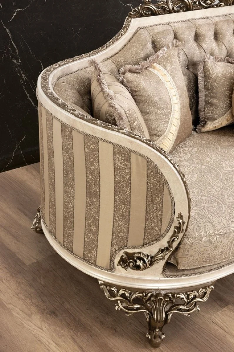 Casa Padrino Luxus Barock Wohnzimmer Set Beige / Cremefarben / Braun / Gold - 2 Sofas & 2 Sessel & 1 Couchtisch - Handgefertigte Wohnzimmer Möbel im Barockstil - Edel & Prunkvoll