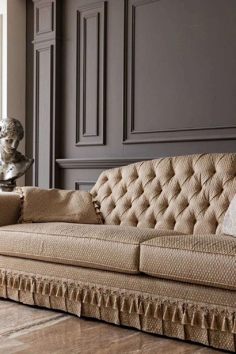 Casa Padrino Luxus Barock Sofa Gold - Handgefertigtes Wohnzimmer Sofa im Barockstil - Barock Wohnzimmer Möbel