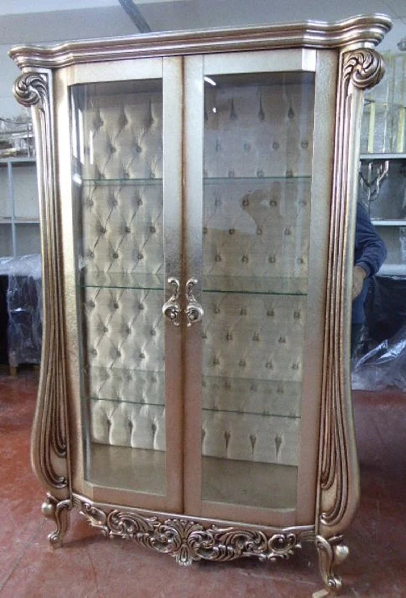 Casa Padrino Luxus Barock Vitrine Silber - Handgefertigter Massivholz Vitrinenschrank mit 2 Glastüren - Prunkvolle Barock Möbel