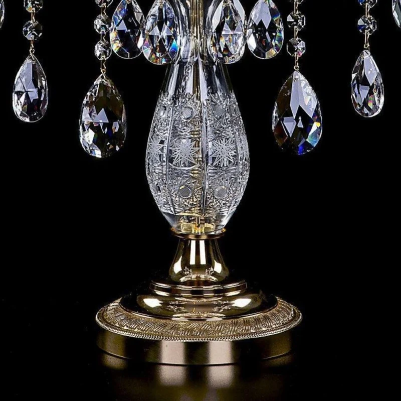 Casa Padrino Luxus Barock Kristall Tischleuchte Gold Ø 45 x H. 59 cm - Prunkvolle Messing Schreibtischleuchte mit Böhmischem Kristallglas - Barock Kristall Leuchten