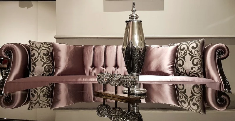 Casa Padrino Luxus Barock Chesterfield Sofa Rosa / Schwarz - Prunkvolles Wohnzimmer Sofa - Barock Wohnzimmer Möbel - Luxus Qualität