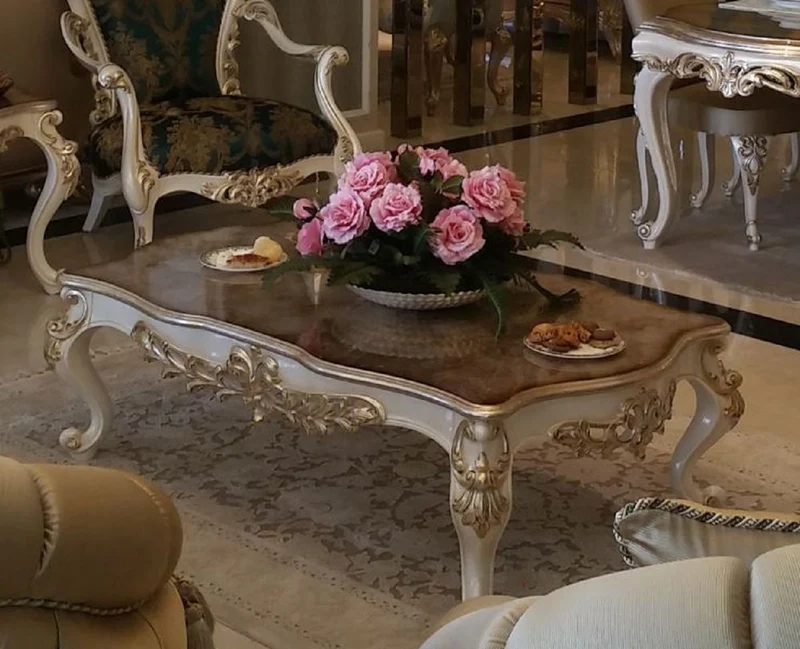 Casa Padrino Luxus Barock Couchtisch Braun / Weiß / Gold - Rechteckiger Massivholz Wohnzimmertisch im Barockstil - Edle Barock Wohnzimmer Möbel