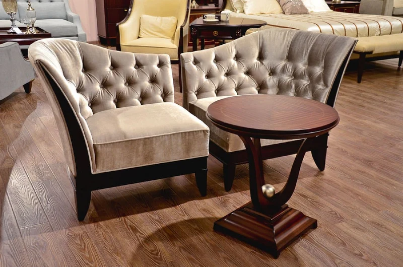 Casa Padrino Luxus Wohnzimmer Sessel Silbergrau / Dunkelbraun 87 x 69,5 x H. 84 cm - Neoklassischer Sessel mit edlem Velourstoff - Wohnzimmer Möbel im Neoklassischem Stil
