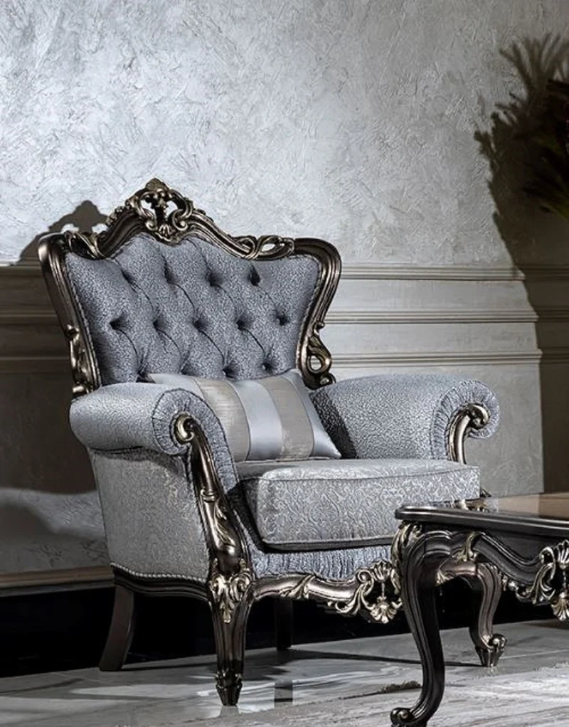 Casa Padrino Luxus Barock Wohnzimmer Set Hellblau / Grau / Dunkelgrau / Gold - 2 Sofas & 2 Sessel & 1 Couchtisch - Handgefertigte Wohnzimmer Möbel im Barockstil - Edel & Prunkvoll