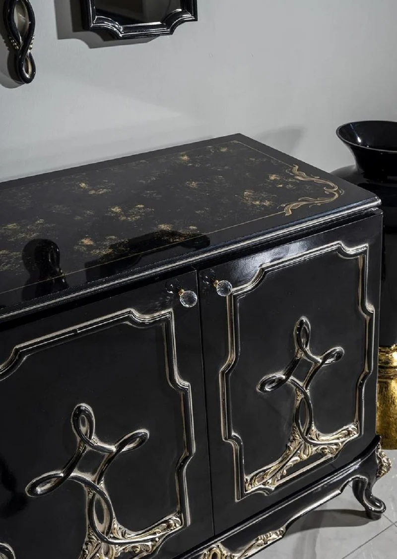 Casa Padrino Luxus Barock Sideboard Schwarz / Gold - Handgefertigter Massivholz Schrank mit 4 Türen - Barock Möbel - Edel & Prunkvoll
