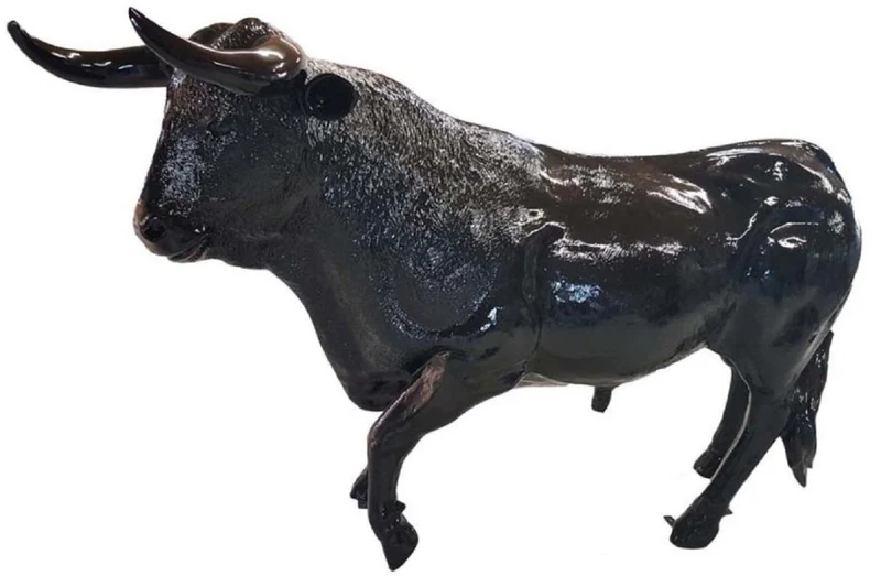 Casa Padrino Designer Deko Skulptur Stier Schwarz 240 x H. 150 cm - Riesige Lebensgroße Wetterbeständige Dekofigur - Garten Deko Accessoires
