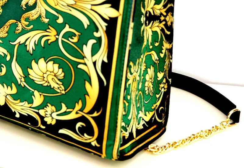 Pompöös by Casa Padrino Luxus Damen Handtasche Baroque Flowers mit Krone und Strass Steinen Grün / Schwarz / Gold 43 x H. 43 cm - designed by Harald Glööckler