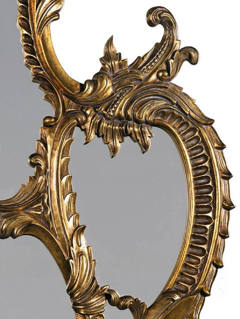 Casa Padrino Luxus Barock Spiegel Antik Gold 128 x 8 x H. 223 cm - Prunkvoller handgeschnitzter Wandspiegel im Barockstil - Antik Stil Garderoben Spiegel - Wohnzimmer Spiegel - Barock Möbel