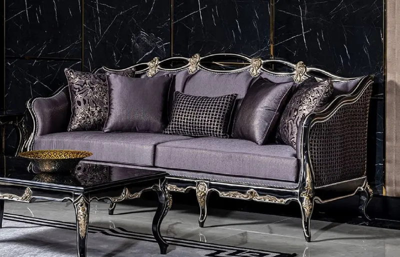 Casa Padrino Luxus Barock Wohnzimmer Set Lila / Schwarz / Gold - 2 Sofas & 2 Sessel & 1 Couchtisch - Prunkvolle Wohnzimmer Möbel im Barockstil