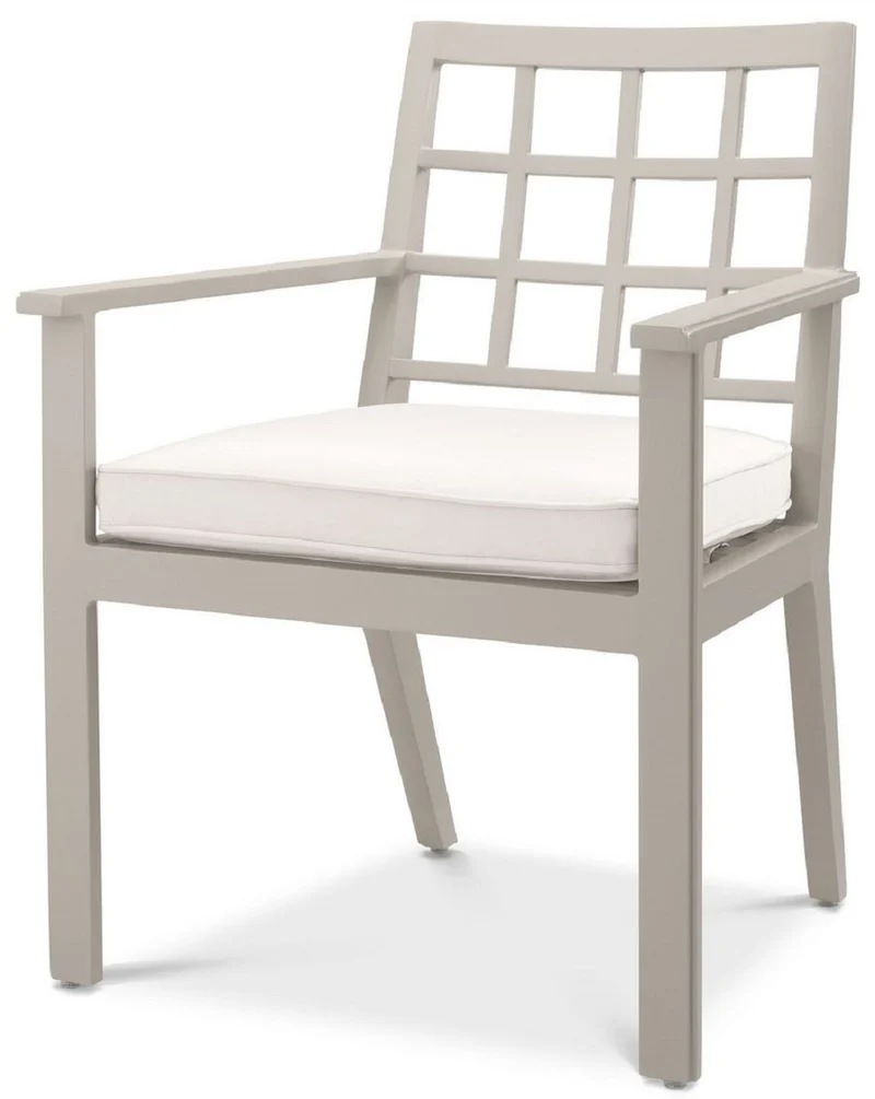 Casa Padrino Luxus Esszimmerstuhl mit Armlehnen Sandfarben / Weiß 64,5 x 65 x H. 88,5 cm - Wetterbeständiger Aluminium Stuhl mit Sitzkissen - Garten Terrassen Stuhl - Luxus Qualität
