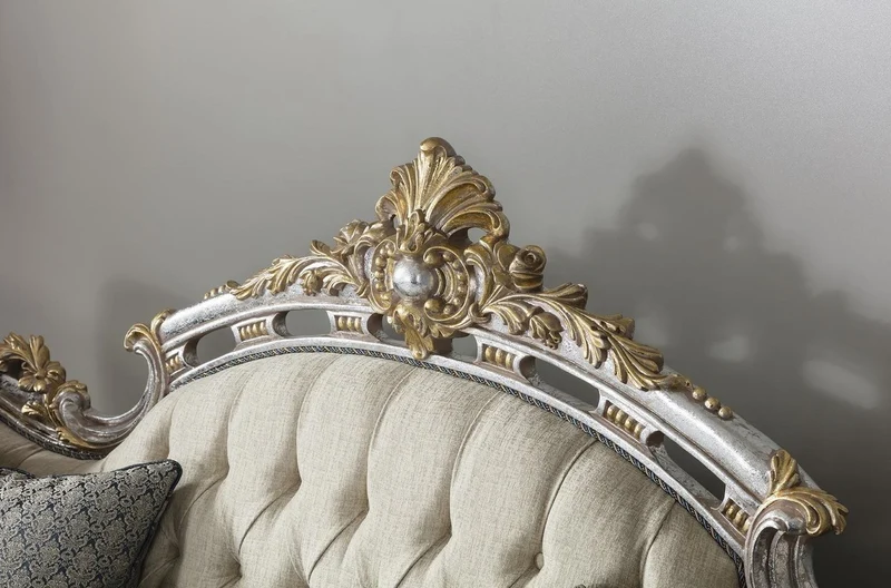 Casa Padrino Luxus Barock Wohnzimmer Sofa mit dekorativen Kissen Creme / Blau / Silber / Gold 250 x 95 x H. 125 cm - Edel & Prunkvoll