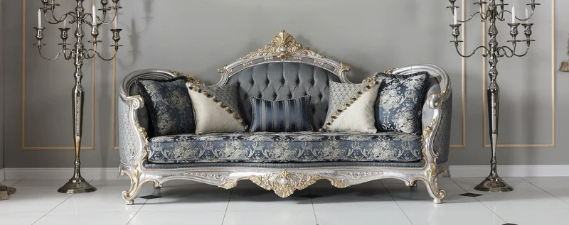 Casa Padrino Luxus Barock Wohnzimmer Sofa mit dekorativen Kissen Grau / Blau / Silber / Gold 250 x 95 x H. 125 cm - Edel & Prunkvoll