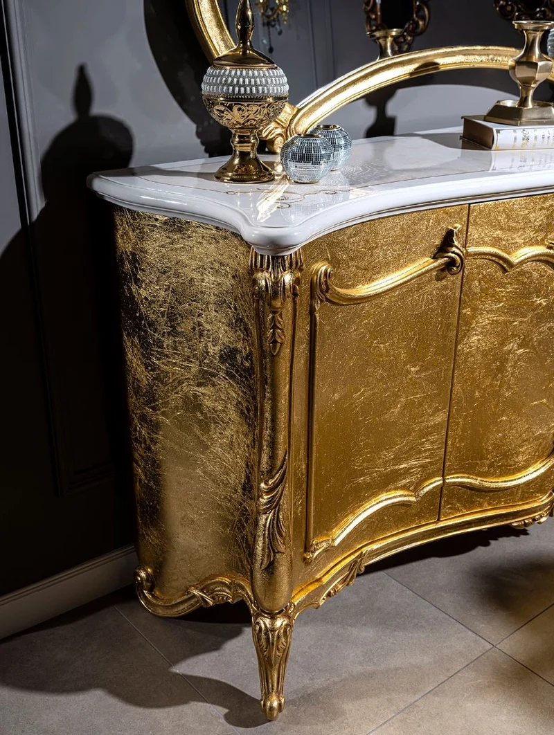 Casa Padrino Luxus Barock Möbel Set Sideboard mit Spiegel Weiß / Gold - Prunkvoller Massivholz Schrank mit elegantem Wandspiegel - Möbel im Barockstil
