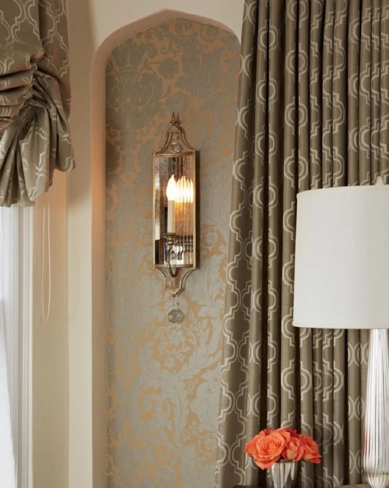 Casa Padrino Barock Kristall Wandleuchte Silber / Gold 14 x 11,4 x H. 66 cm - Elegante Wandlampe im Barockstil - Barock Möbel
