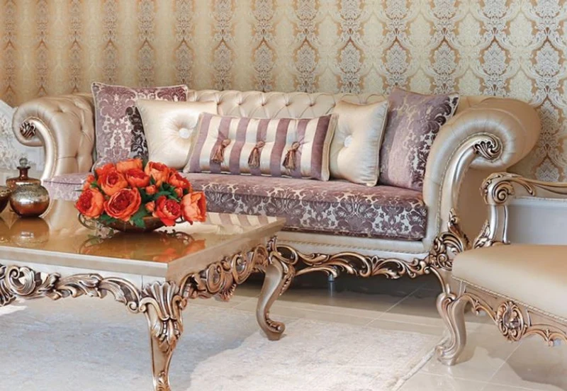 Casa Padrino Luxus Barock Wohnzimmer Set Lila / Creme / Beige / Kupferfarben - 2 Sofas & 2 Sessel & 1 Couchtisch mit Glasplatte - Wohnzimmer Möbel im Barockstil - Edel & Prunkvoll