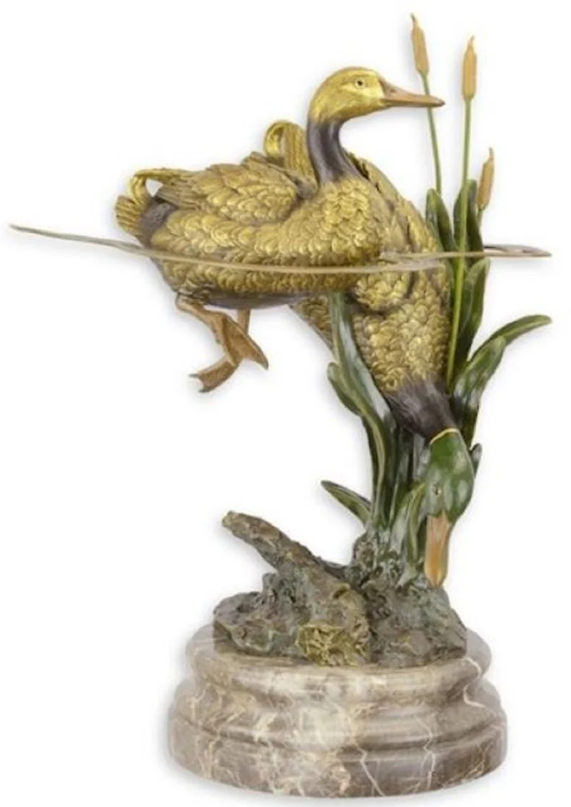 Casa Padrino Luxus Bronzefigur Enten im Teich Gold / Mehrfarbig / Grau 35,8 x 31,6 x H. 51,3 cm - Bronze Skulptur mit Marmorsockel - Wohnzimmer Deko