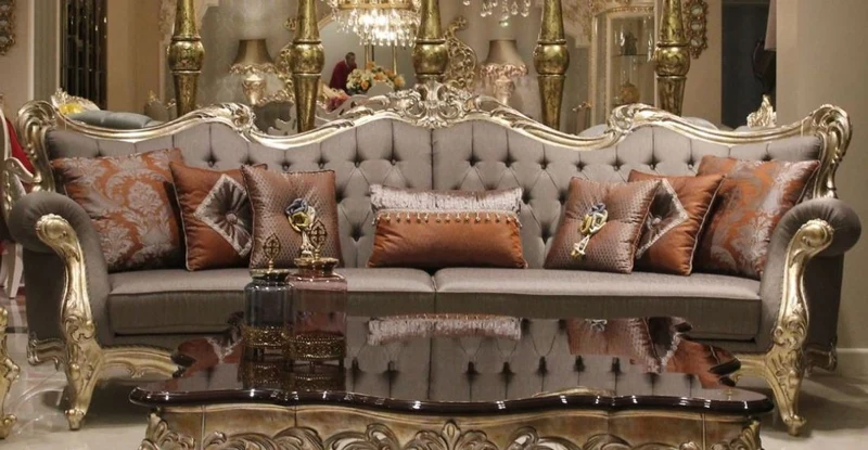 Casa Padrino Luxus Barock Wohnzimmer Set Grau / Dunkelbraun / Gold - 2 Sofas & 2 Sessel & 1 Couchtisch & 2 Beistelltische - Wohnzimmer Möbel im Barockstil - Edel & Prunkvoll