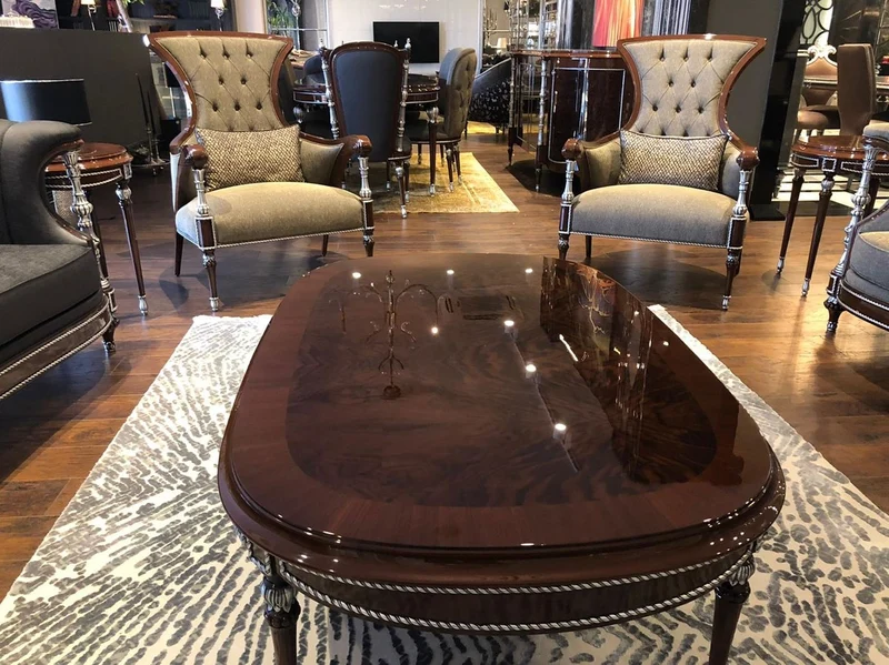 Casa Padrino Luxus Barock Couchtisch Braun / Silber 144 x 92 x H. 45 cm - Ovaler Massivholz Wohnzimmertisch - Edle Barock Wohnzimmer Möbel