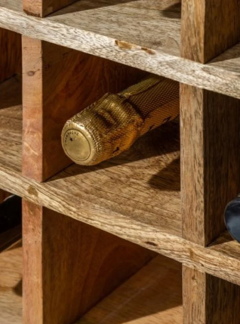 Casa Padrino Landhausstil Weinschrank Weiß / Naturfarben 72 x 40 x H. 196 cm - Handgefertigter Massivholz Barschrank - Barmöbel im Landhausstil