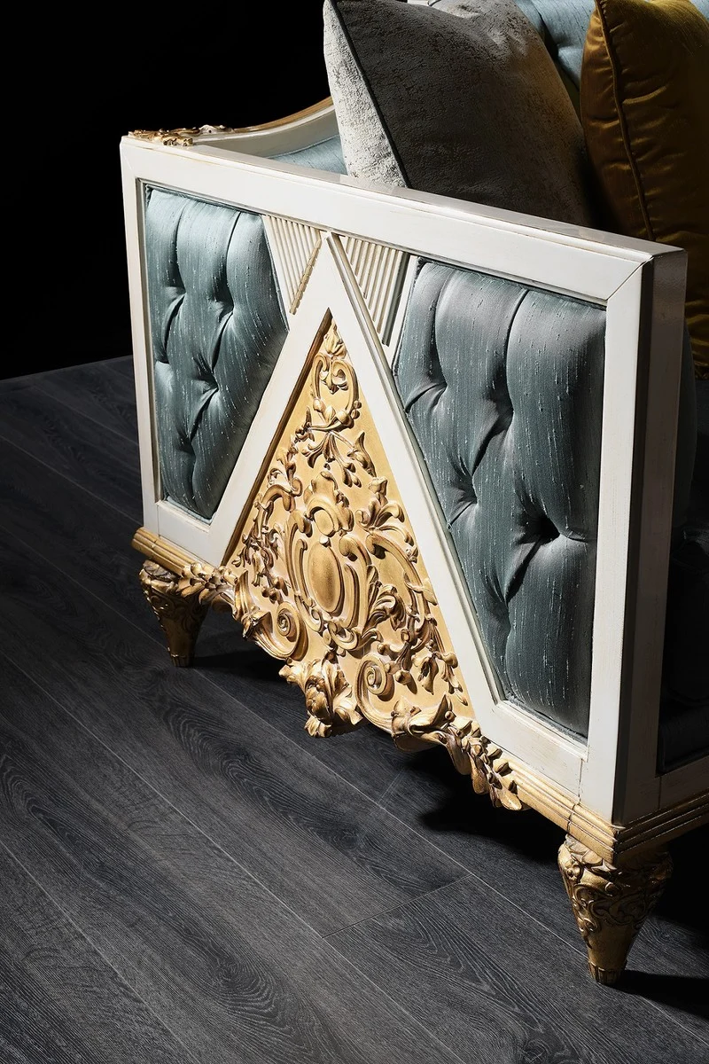 Casa Padrino Luxus Barock Sofa Türkis / Weiß / Gold 256 x 89 x H. 90 cm - Prunkvolles Chesterfield Wohnzimmer Sofa im Barockstil