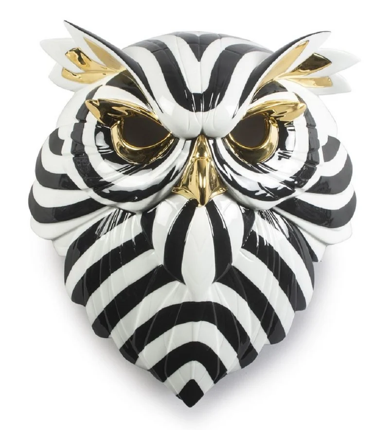 Casa Padrino Luxus Porzellan Deko Maske Eule Schwarz / Weiß / Gold 32 x 14 x H. 35 cm - Moderne handgefertigte Wanddeko - Erstklassische Qualität - Made in Spain