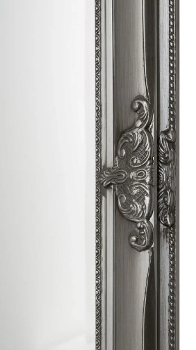 Casa Padrino Barock Wandspiegel Silber 72 x H. 132 cm - Handgefertigter Barock Spiegel mit Holzrahmen und wunderschönen Verzierungen