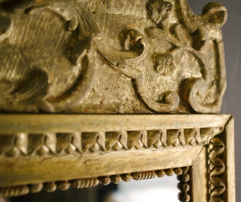 Casa Padrino Barock Spiegel Gold 58 x H. 180 cm - Prunkvoller Wandspiegel mit wunderschönen Verzierungen