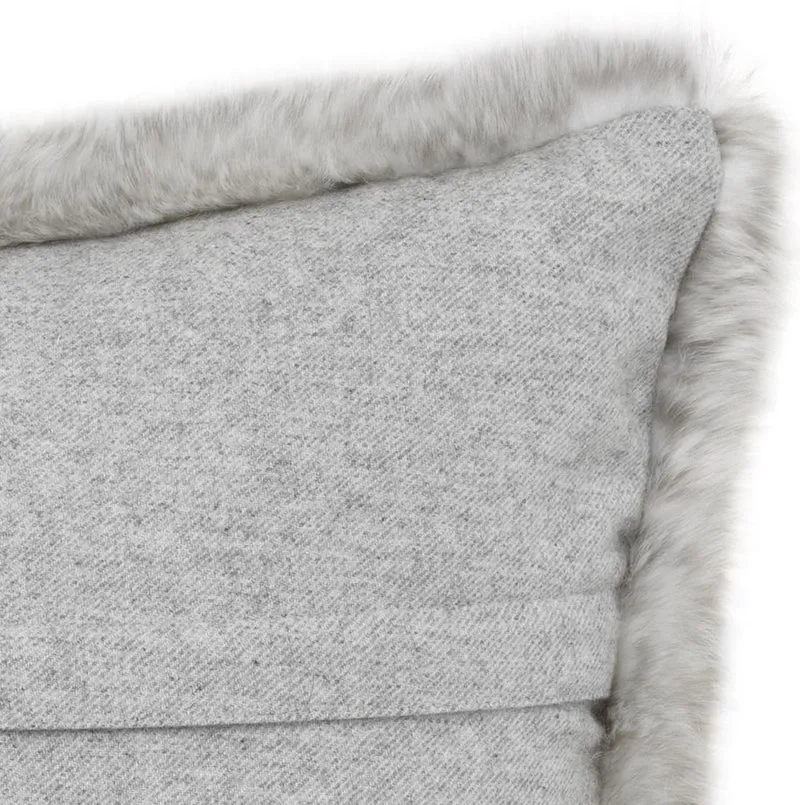 Casa Padrino Luxus Kunstfell Kissen Hellgrau 60 x 40 cm - Wohnzimmer Deko Accessoires