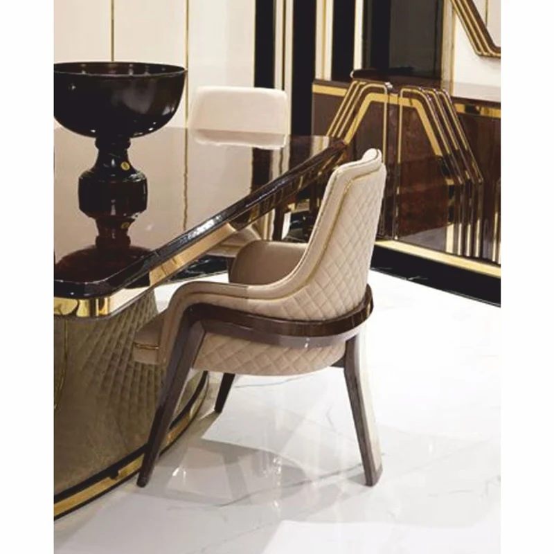 Casa Padrino Luxus Art Deco Esszimmer Stuhl mit Armlehnen Beige / Dunkelbraun / Gold