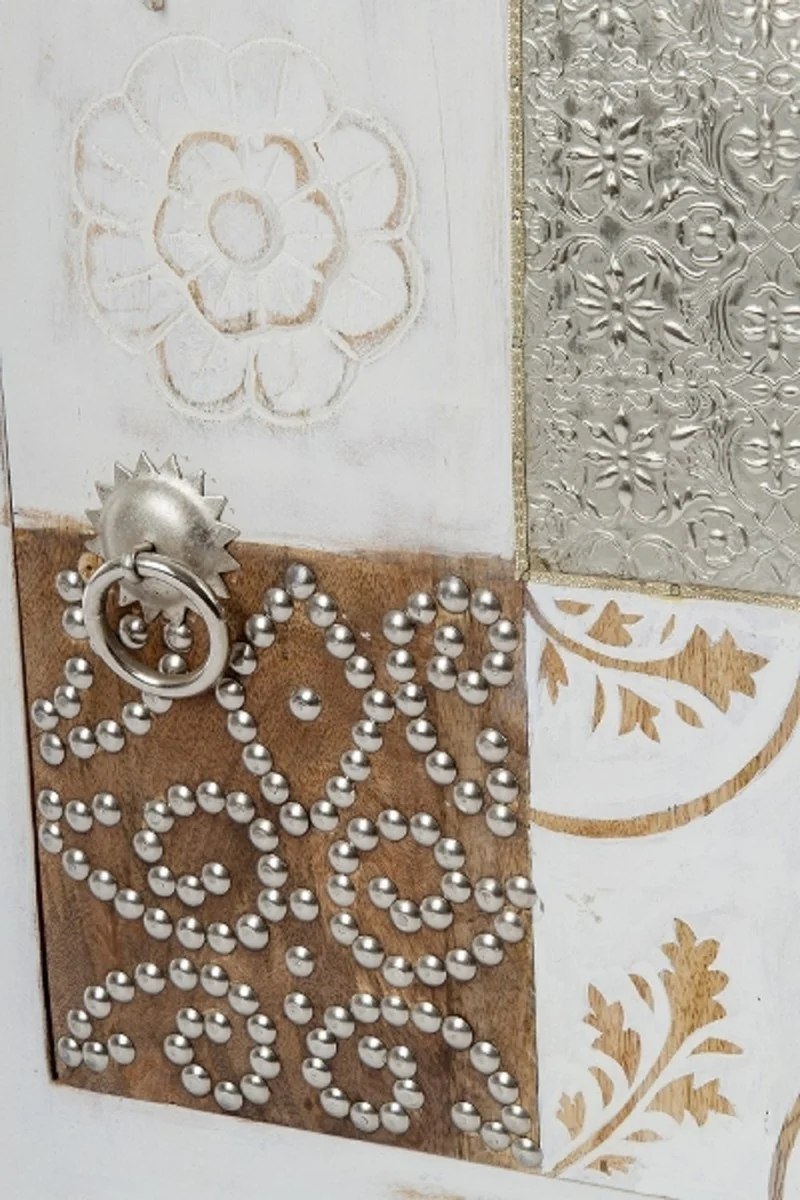 Casa Padrino Landhausstil Shabby Chic Kommode mit Tür Antik Weiß / Mehrfarbig 40 x 32 x H. 50 cm - Landhausstil Möbel