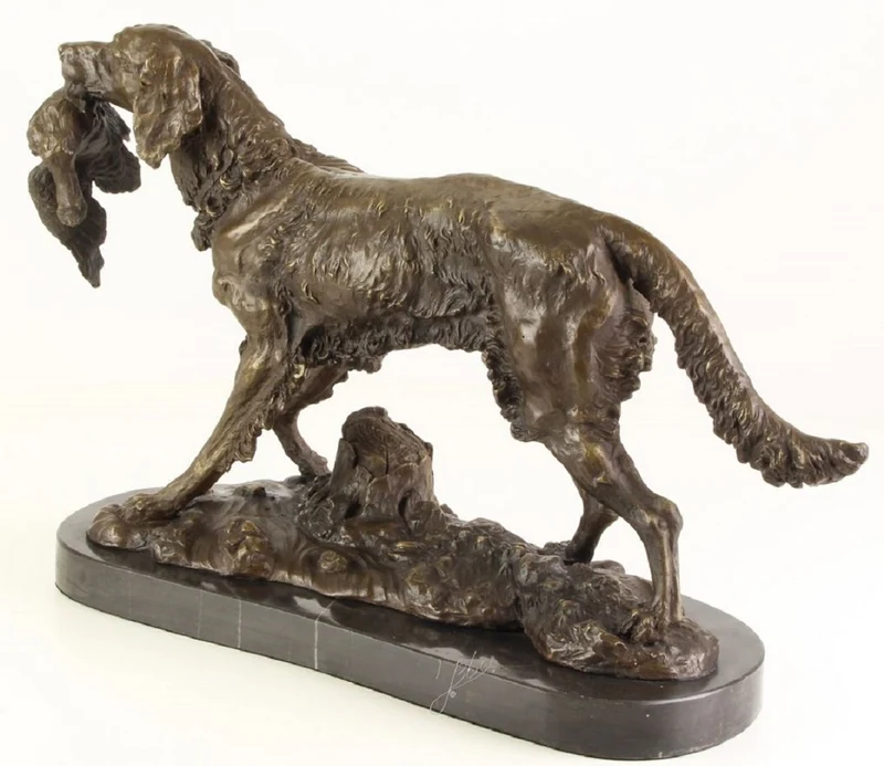 Casa Padrino Luxus Bronze Skulptur Jagdhund Bronze / Gold / Schwarz H. 28 cm - Bronzefigur mit Marmorsockel
