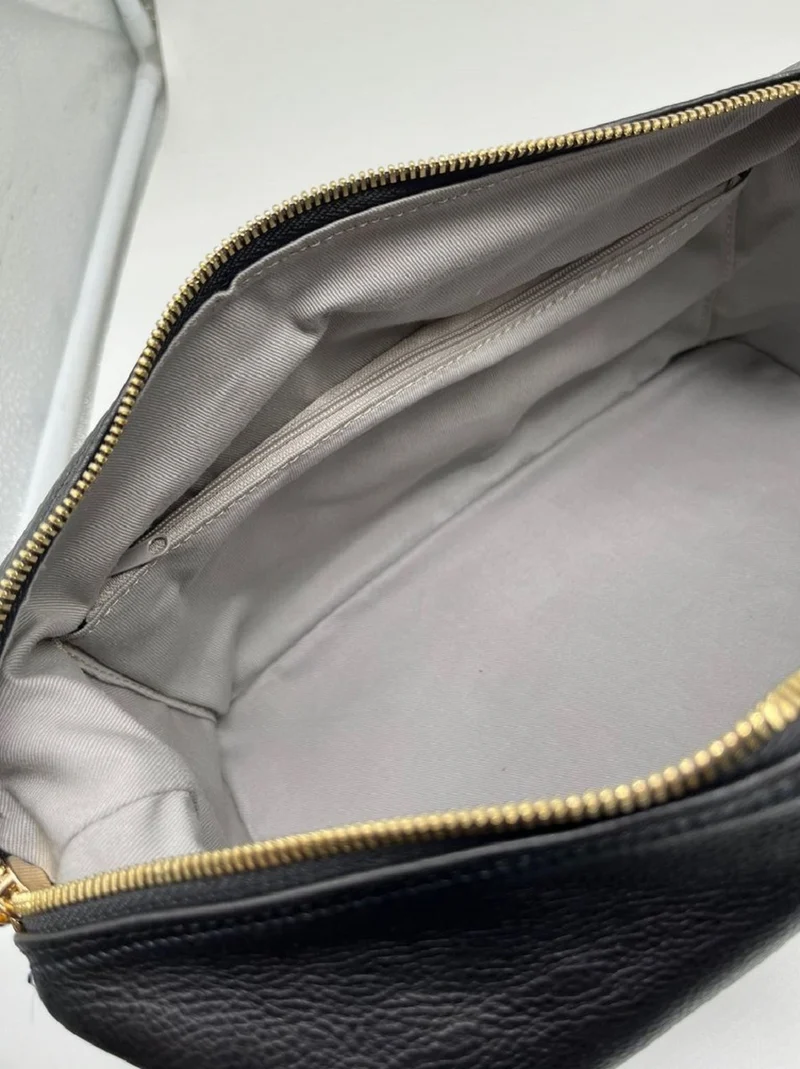 Casa Padrino Luxus Echtleder Reisetasche Schwarz / Gold 50 cm - Made in Italy
