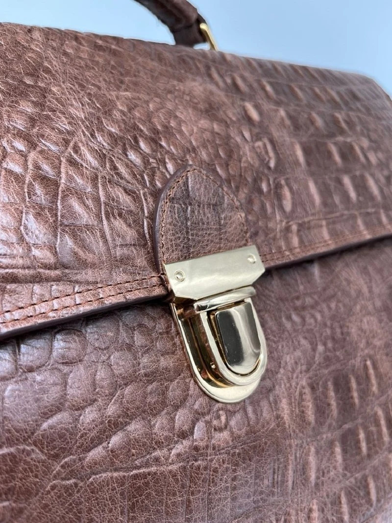Casa Padrino Luxus Echtleder Herren Aktentasche in Kroko Optik Braun / Gold 42 cm - Made in Italy