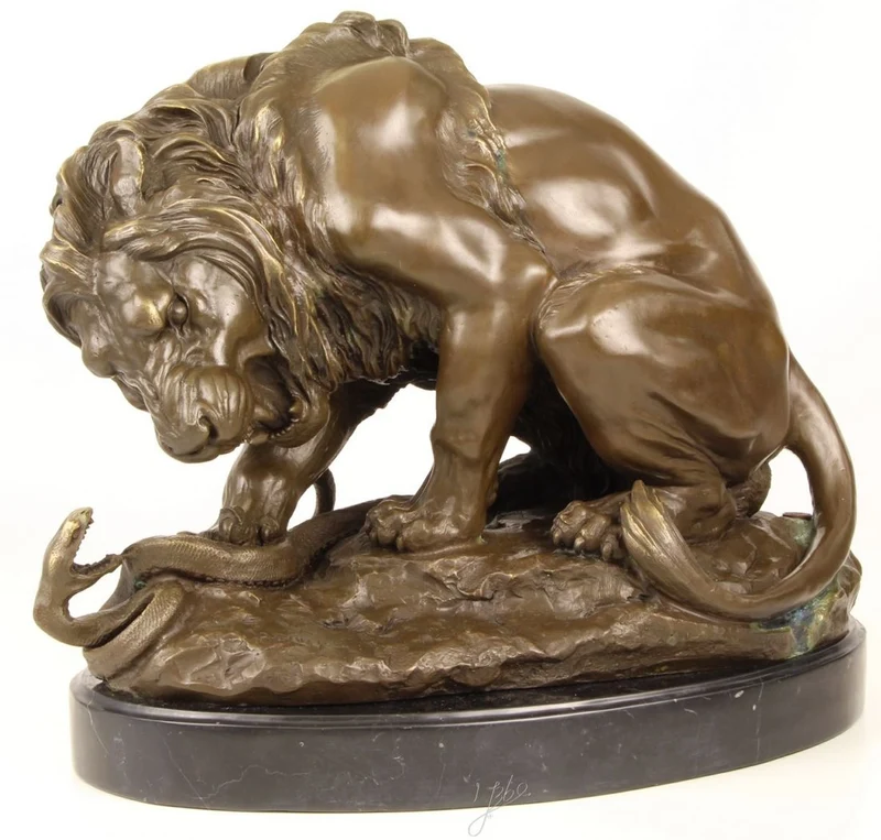 Casa Padrino Luxus Bronze Skulptur Löwe mit Schlange auf Marmorsockel Bronze / Gold / Schwarz 41 x H. 35 cm - Luxus Bronzefigur