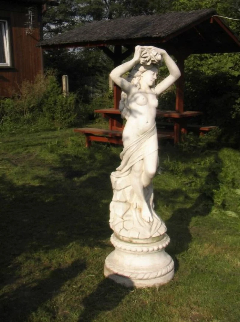 Casa Padrino Jugendstil Skulptur Jungfrau Ø 47 x H. 130 cm - Prunkvolle Gartendeko - Special!