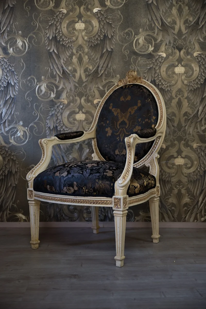 Pompöös by Casa Padrino Barock Wohnzimmer Set Creme / Oliv mit goldenem Muster - Pompööse Barock Wohnzimmermöbel designed by Harald Glööckler