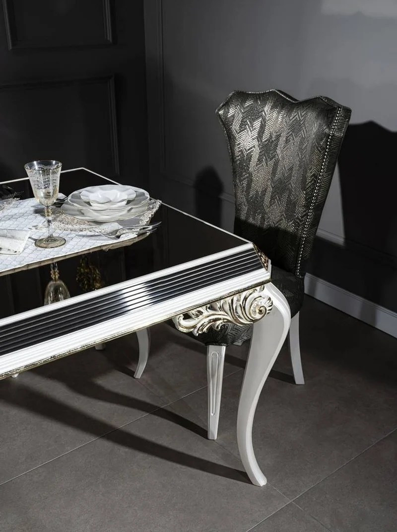 Casa Padrino Luxus Barock Esszimmer Set Grün / Gold / Weiß - 1 Esstisch mit Glasplatte & 6 Esszimmerstühle - Edle Esszimmer Möbel im Barockstil