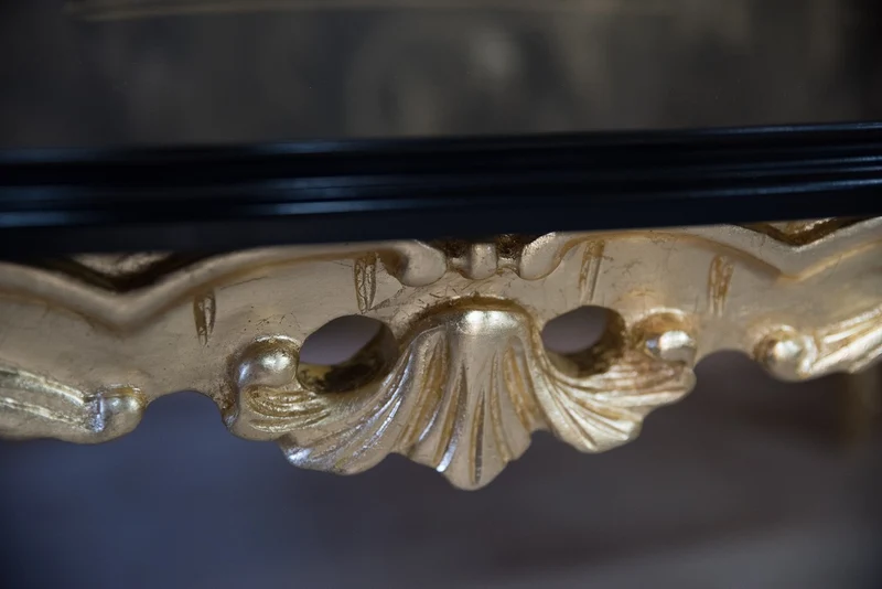 Casa Padrino Barock Couchtisch Pompöös by Harald Glööckler aus Buchenholz Schwarz / Gold 121 x 66 x 47 cm
